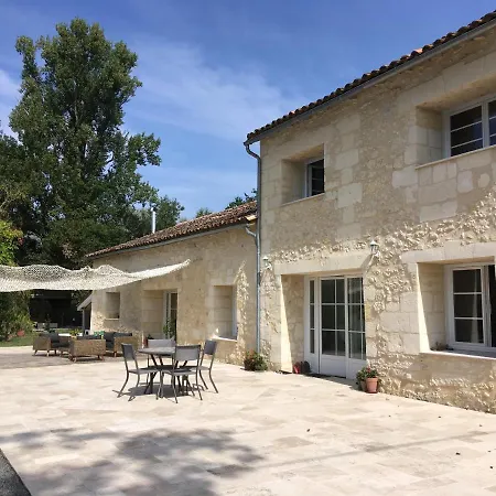 La Gelette Bed & Breakfast *