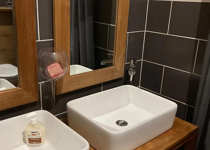 Alojamento de Acomodação e Pequeno-almoço La Gelette *